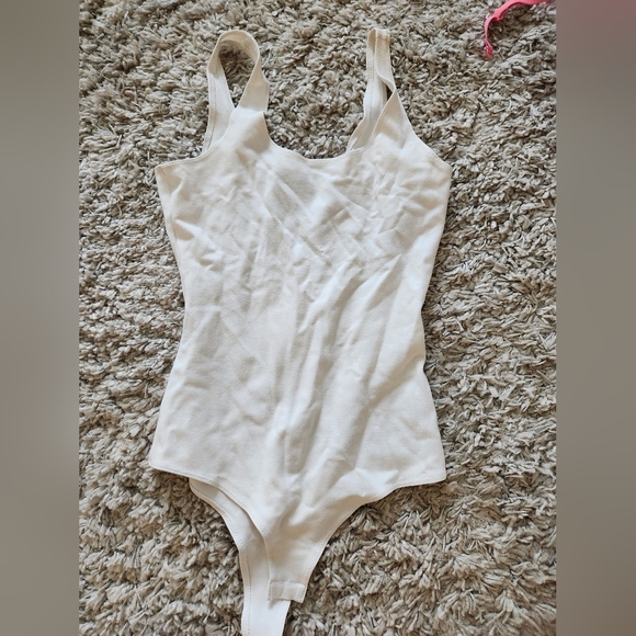 Tops - White bodysuit